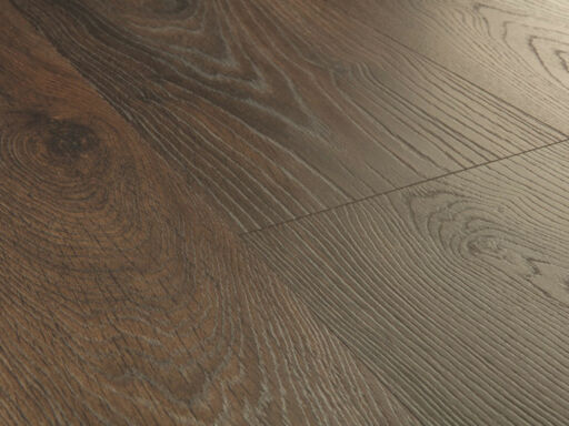 QuickStep CLASSIC Peanut Brown Oak Laminate Flooring, 8mm Image 4
