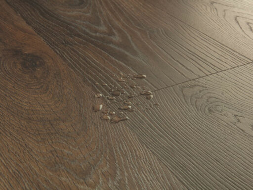 QuickStep CLASSIC Peanut Brown Oak Laminate Flooring, 8mm Image 3